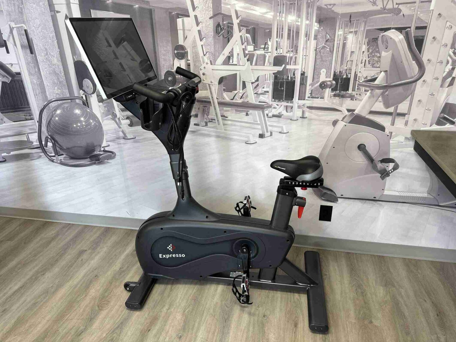 Expresso GO Upright Bike