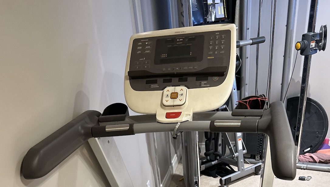 Precor Premium Series Residential Treadmill